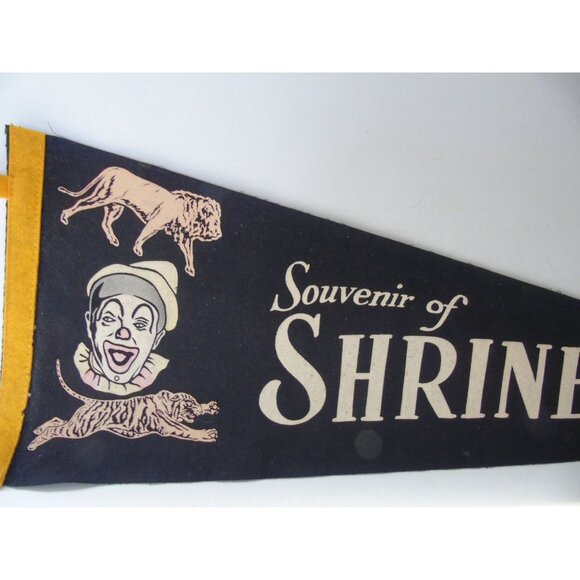 Vintage 1950's Shrine Circus Pennant Black Felt Wall Decor Souvenir Collectible - Picture 3 of 7